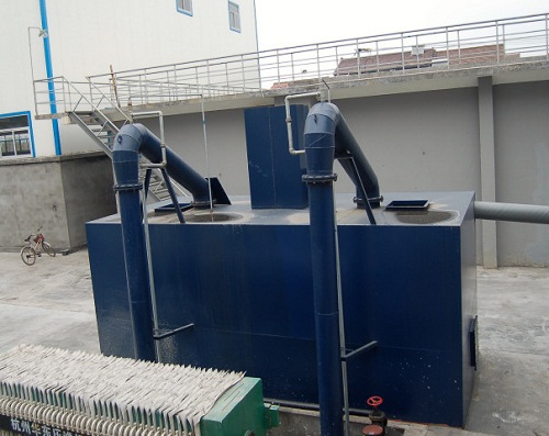 绍兴大庆寺羽绒厂回用水采用的DY-1型自动过滤器，处理规模3000吨/天